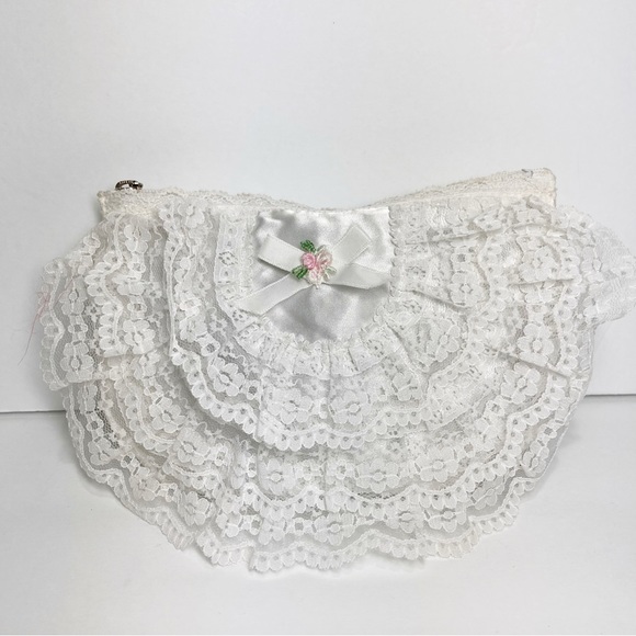 White Lace Satin Bridal Make Up Bag Pouch Zipper NWOT - Picture 6 of 6
